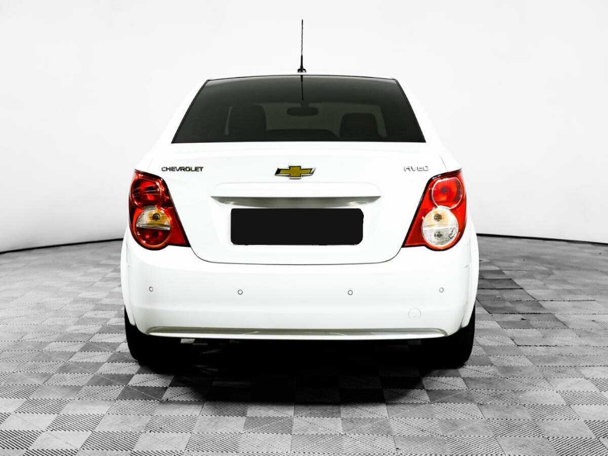 Chevrolet Aveo, 2014 Фото №6