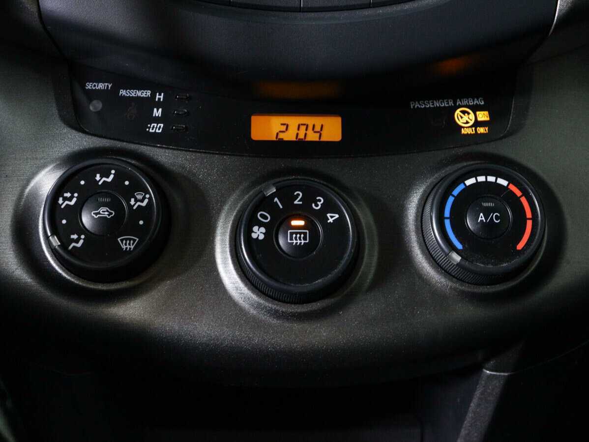 Toyota RAV4, 2012 Фото №12