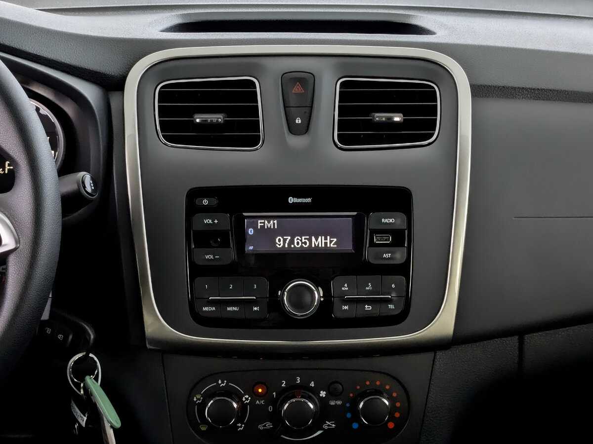 Renault Logan, 2021 Фото №13