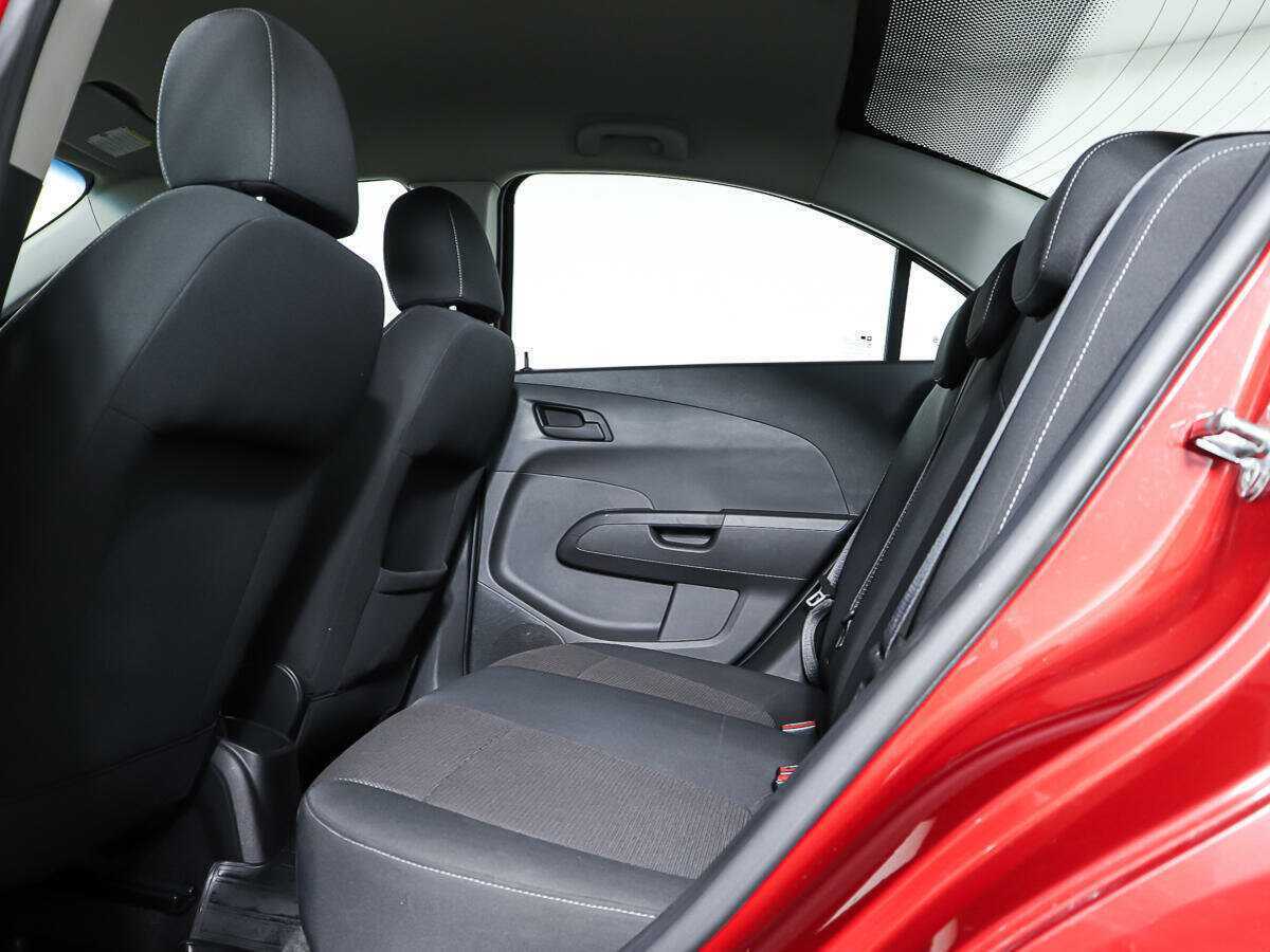 Chevrolet Aveo, 2012 Фото №9
