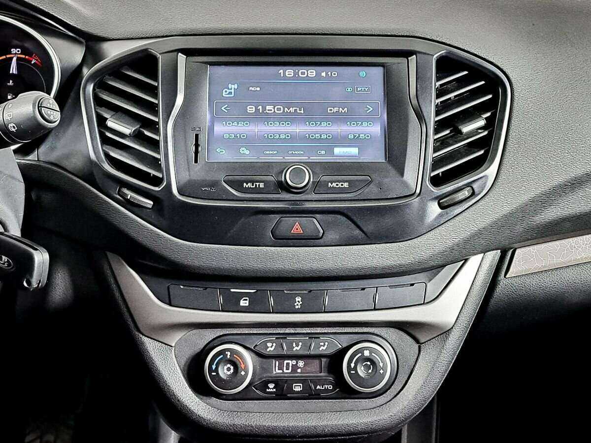 Lada (ВАЗ) Vesta SW, 2018 Фото №13