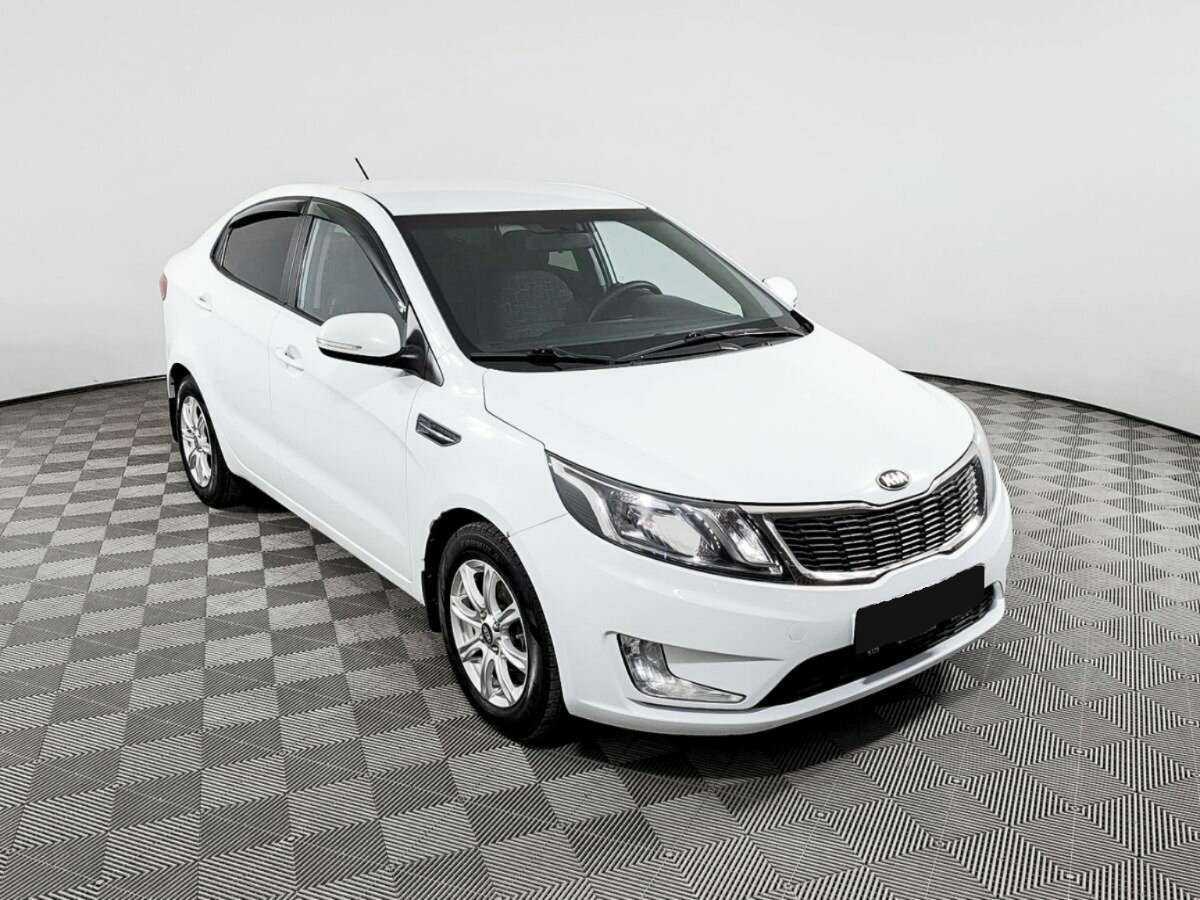 Kia Rio 5-speed, 2013 Фото №3