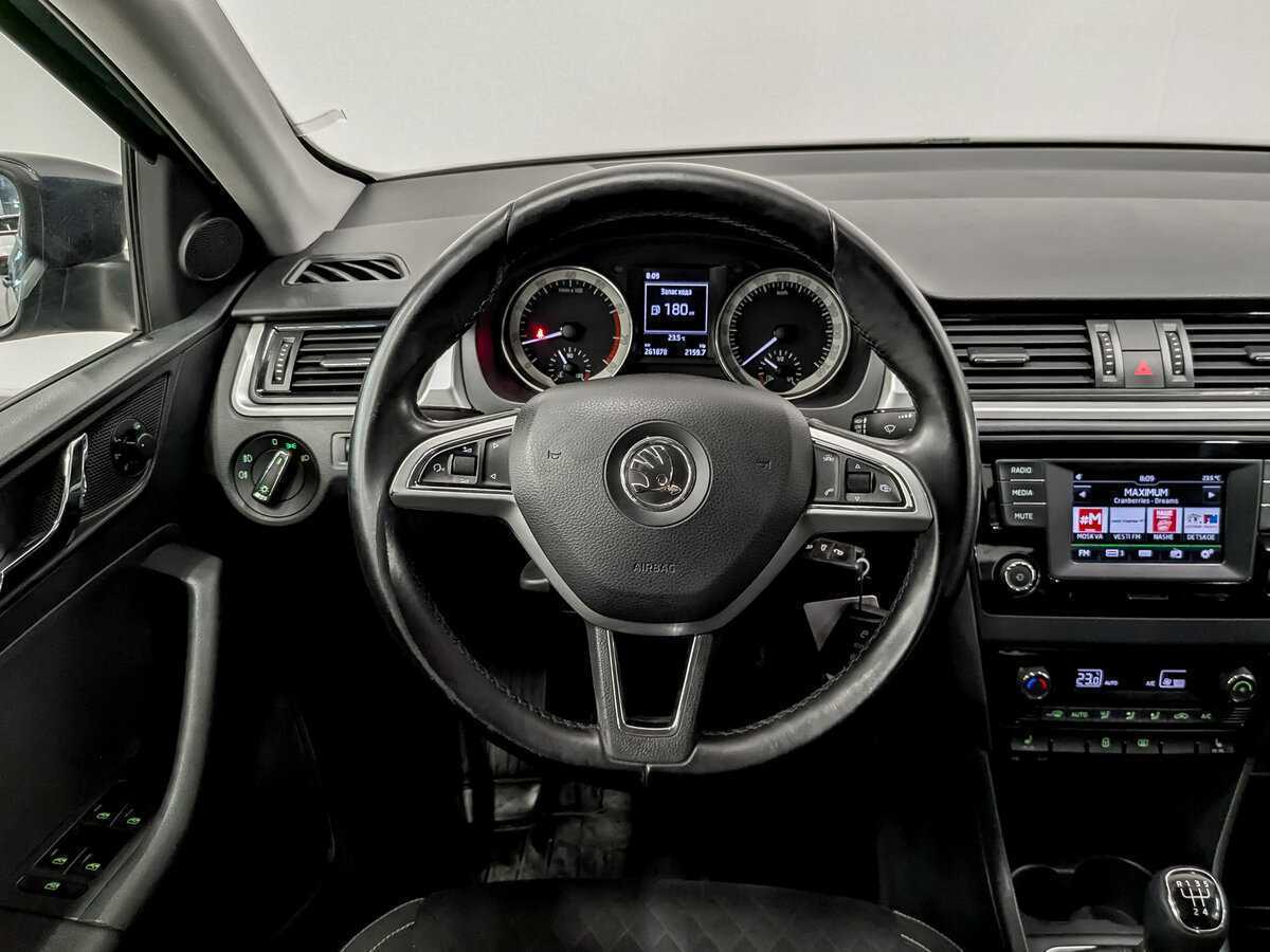 Skoda Rapid, 2016 Фото №19