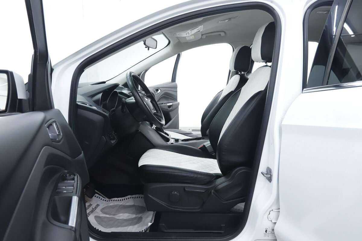 Ford Kuga, 2016 Фото №7