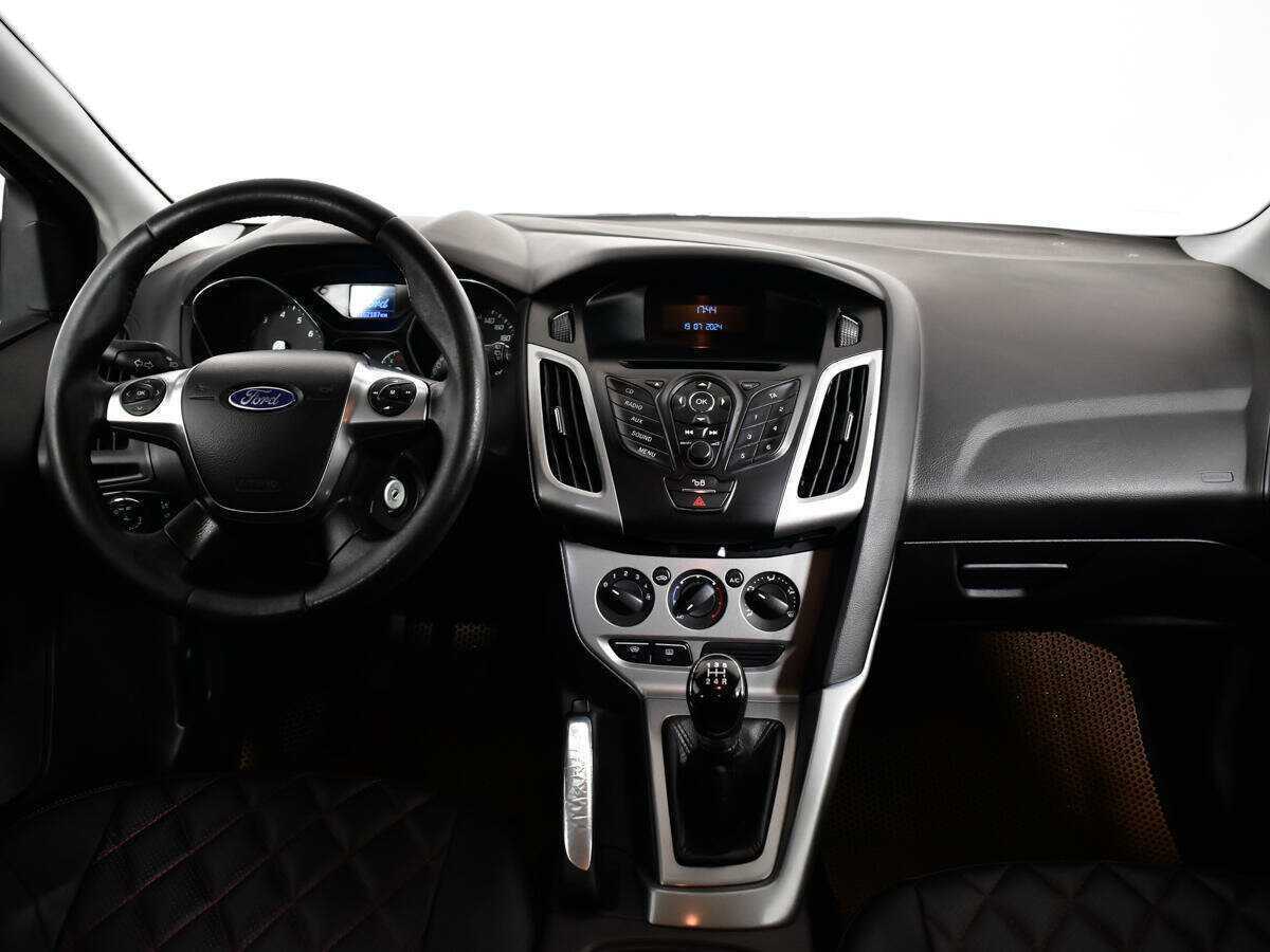 Ford Focus, 2013 Фото №10