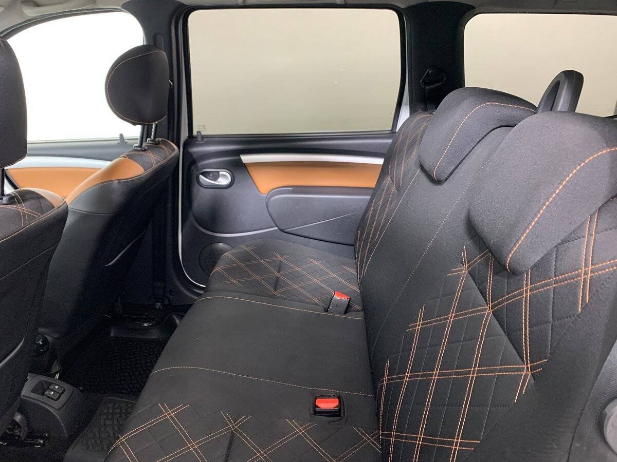 Lada (ВАЗ) Largus Cross, 2018 Фото №18