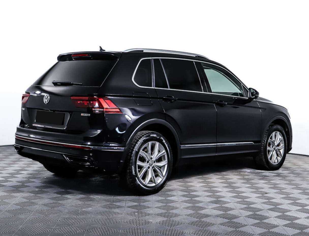 Volkswagen Tiguan, 2018 Фото №5