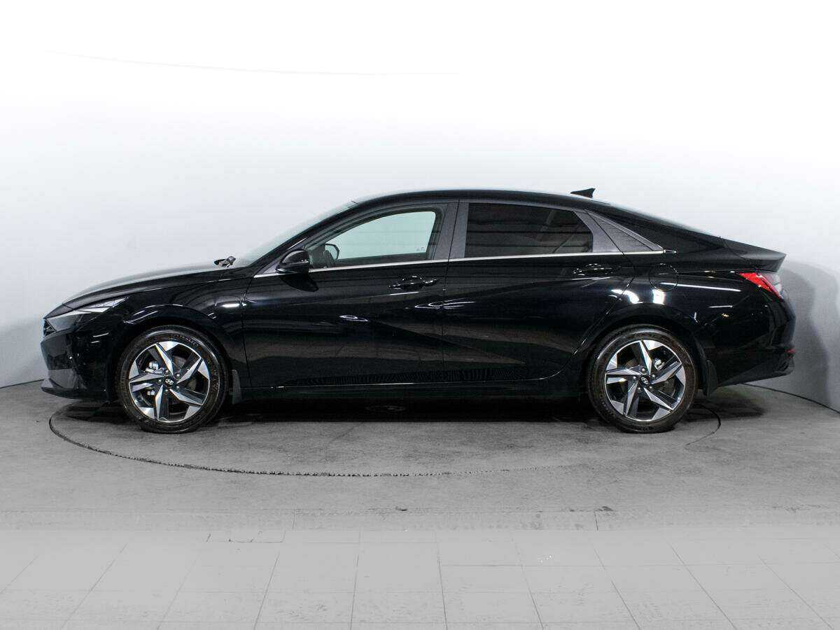 Hyundai Elantra, 2023 Фото №8