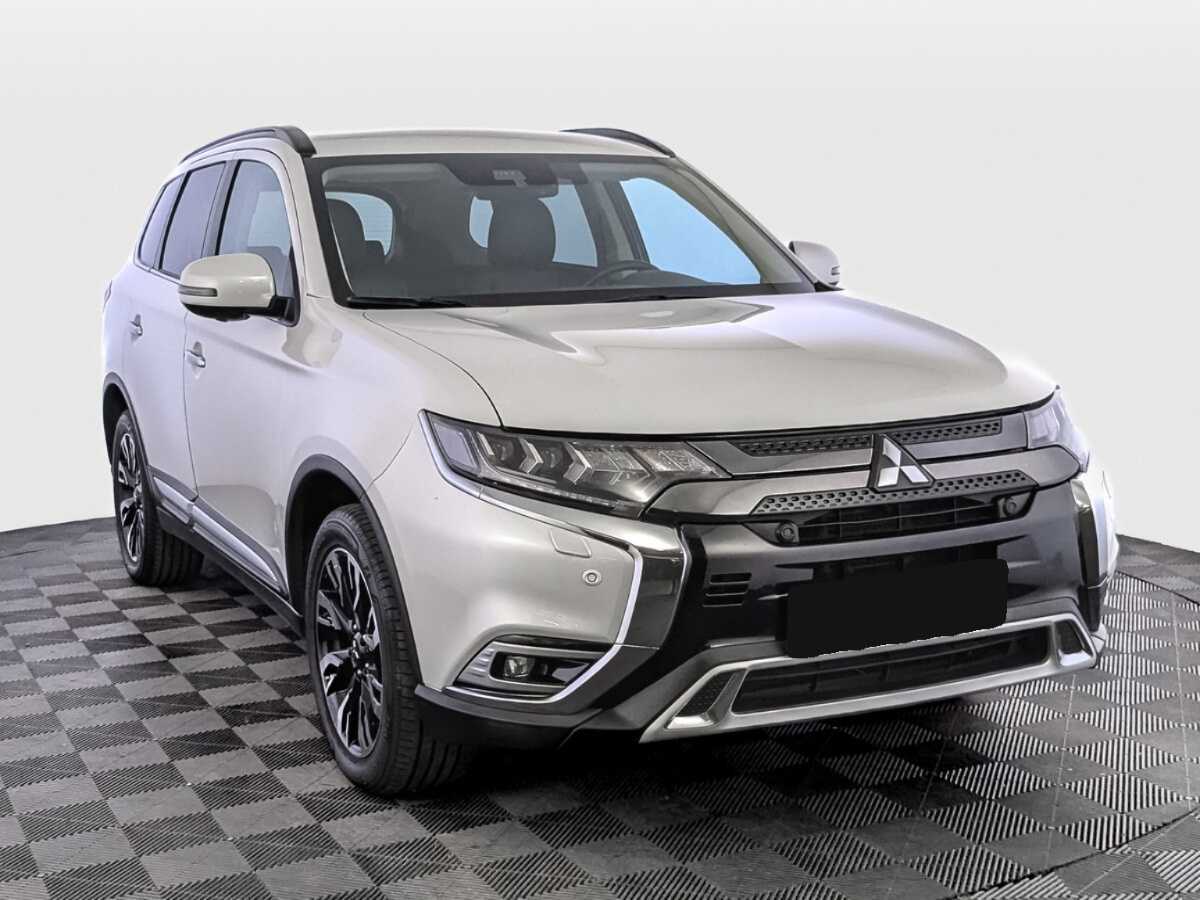 Mitsubishi Outlander, 2021 Фото №3