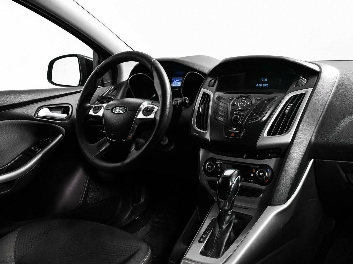 Ford Focus, 2012 Фото №9