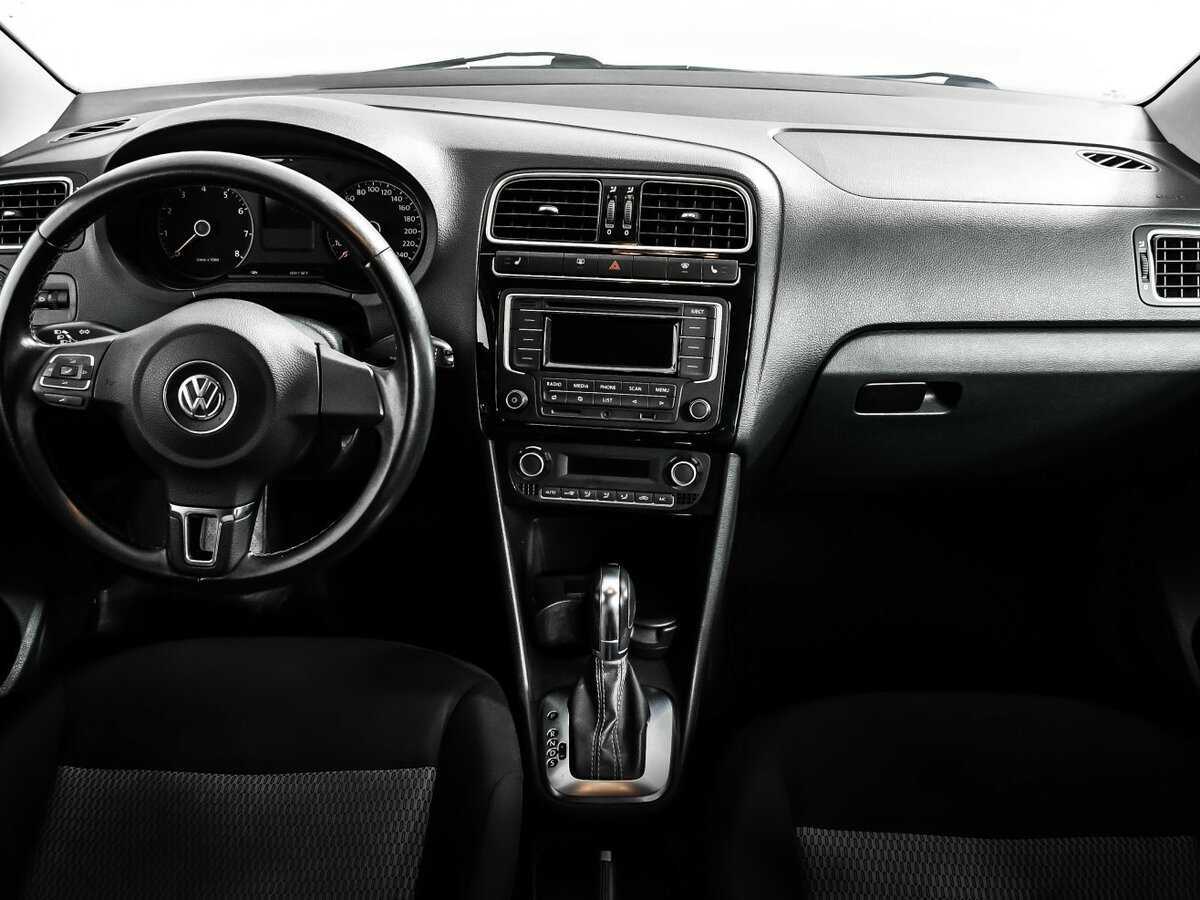 Volkswagen Polo, 2014 Фото №11