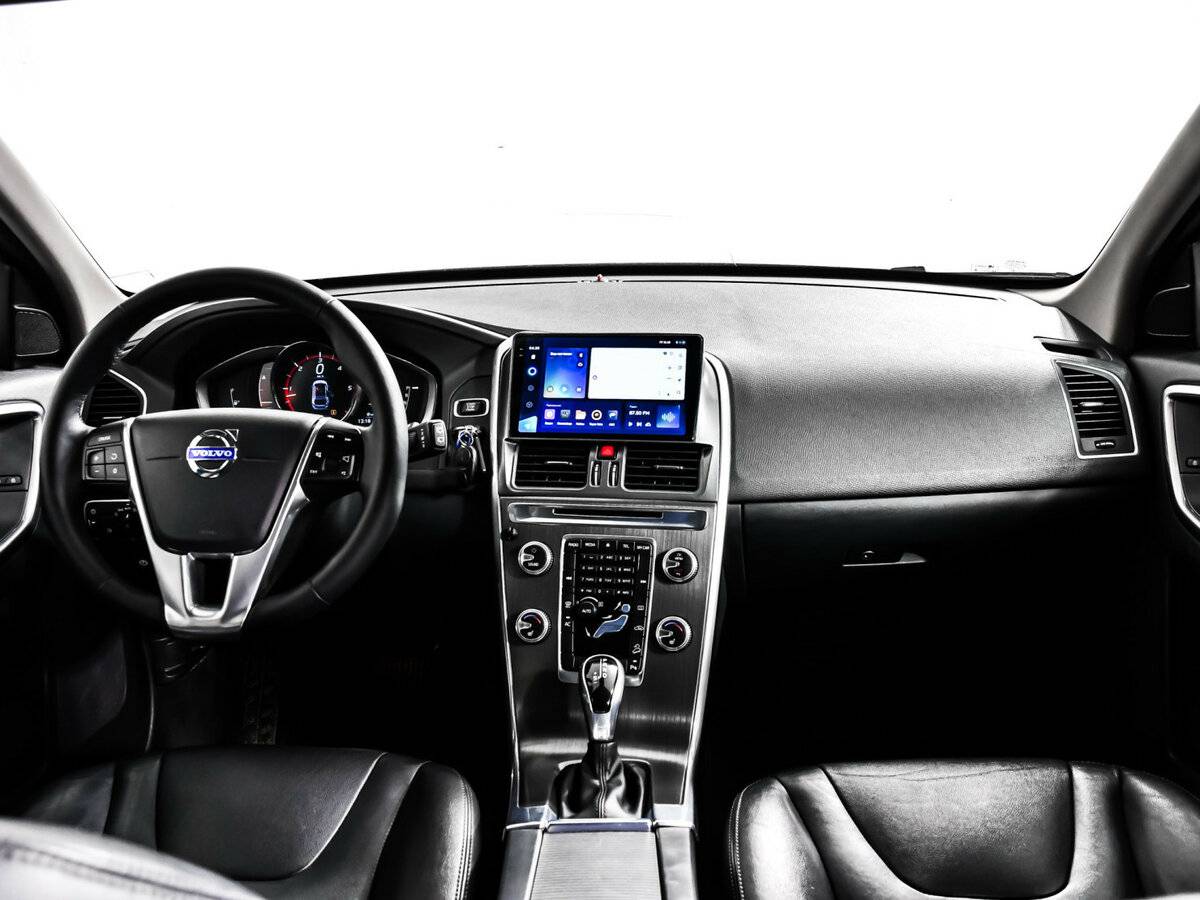 Volvo XC60 I Рестайлинг, 2015 Фото №11