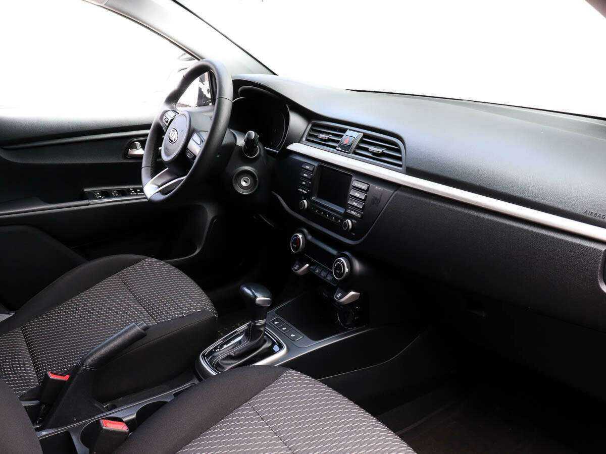 Kia Rio, 2018 Фото №7