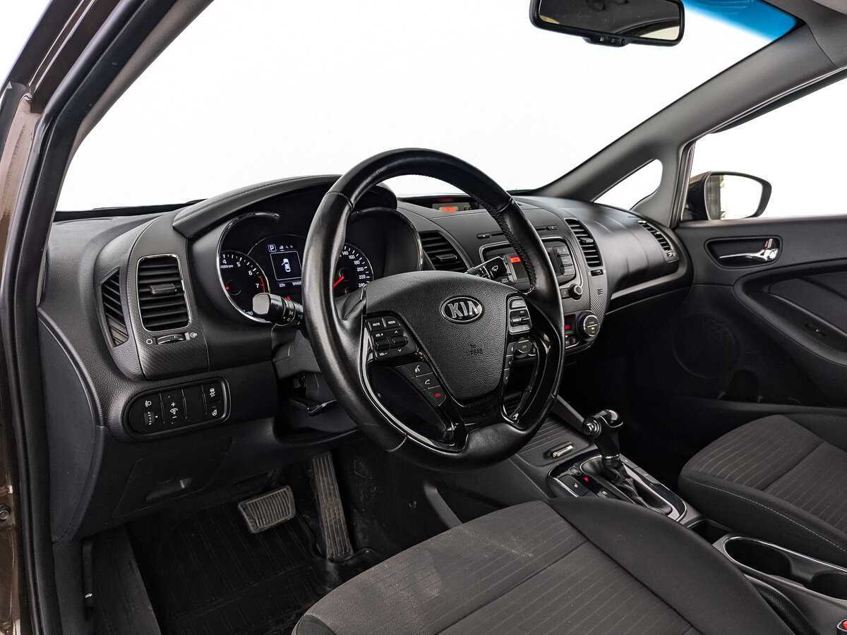 Kia Cerato, 2019 Фото №11