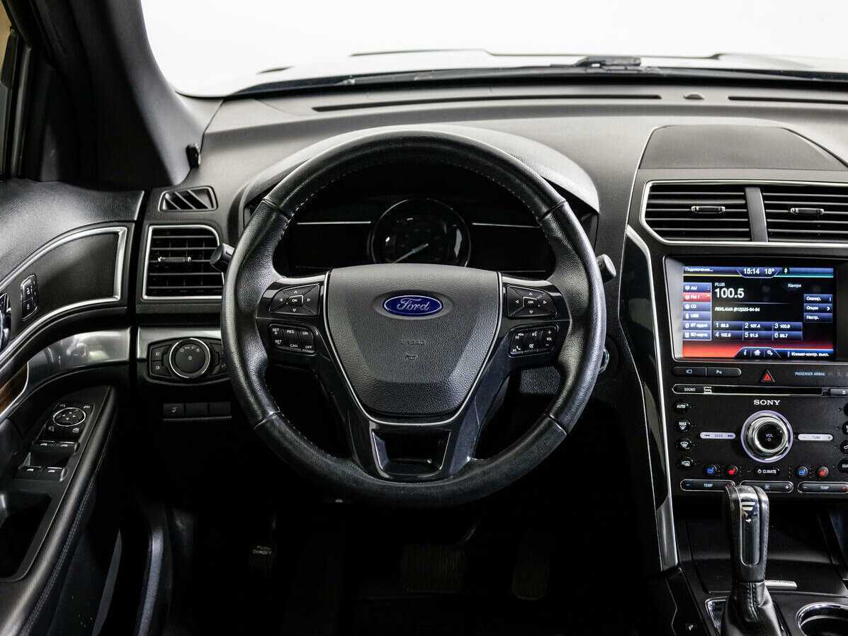 Ford Explorer, 2016 Фото №15
