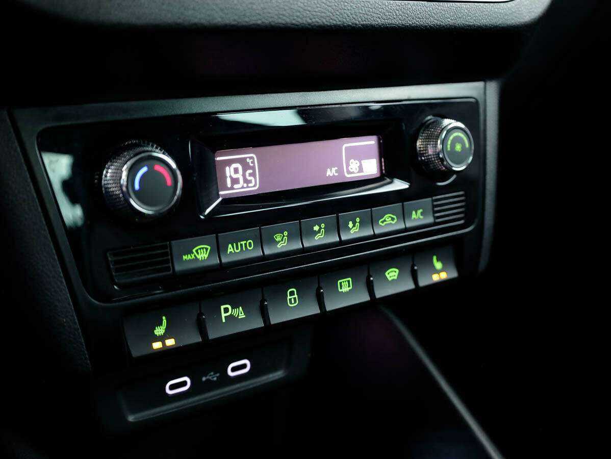 Skoda Rapid, 2022 Фото №17