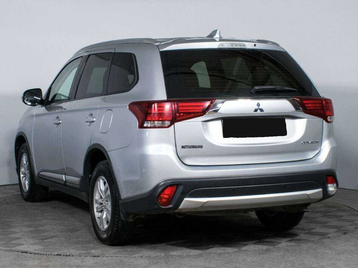 Mitsubishi Outlander, 2017 Фото №6
