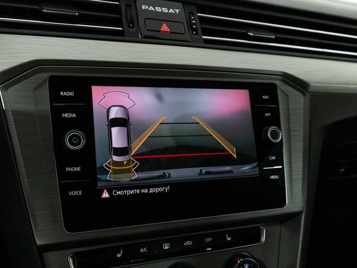 Volkswagen Passat, 2021 Фото №16