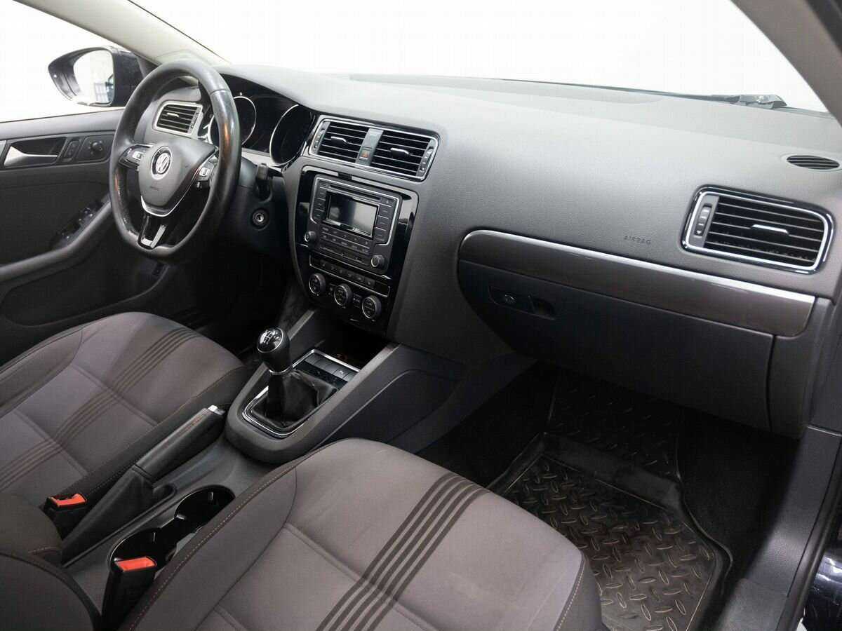 Volkswagen Jetta, 2016 Фото №10