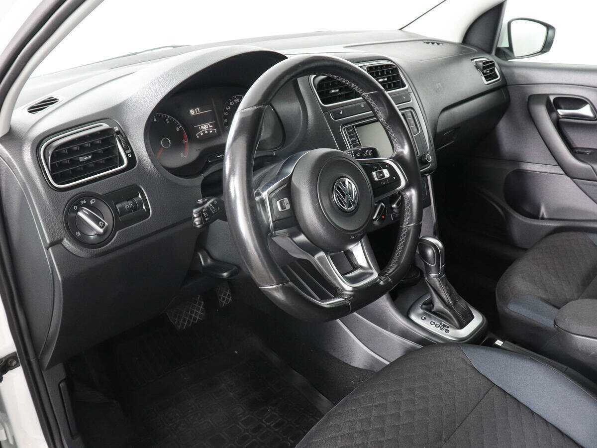 Volkswagen Polo, 2019 Фото №9