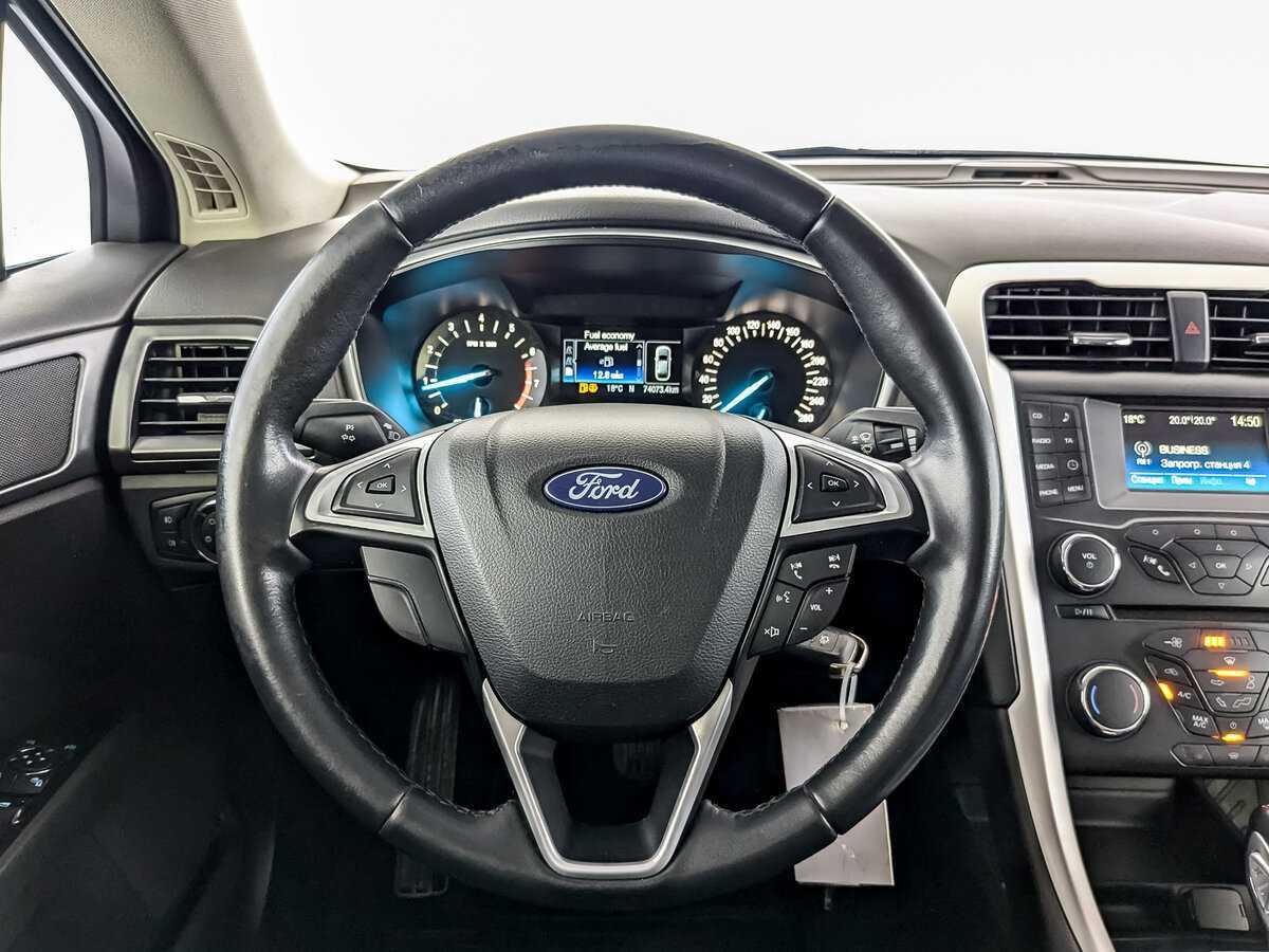 Ford Mondeo, 2017 Фото №16