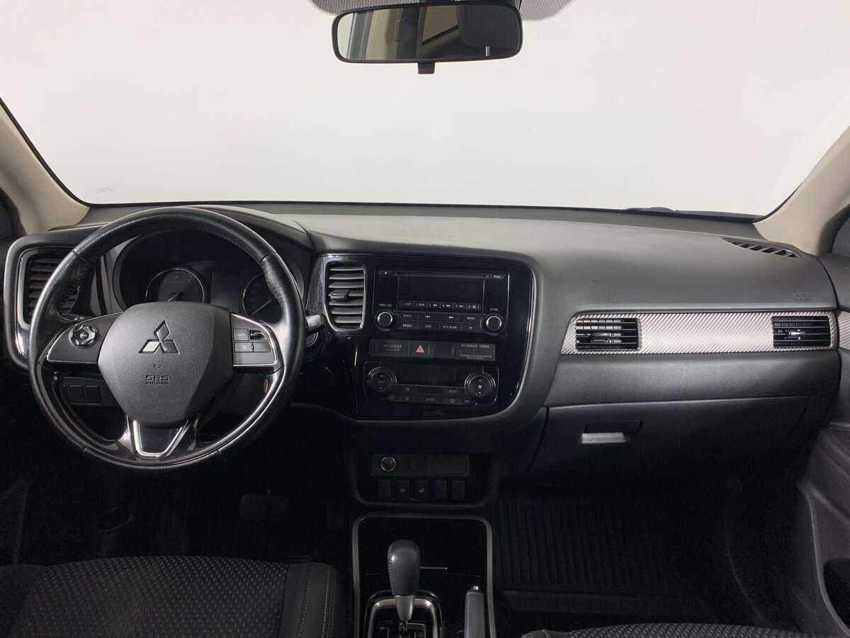 Mitsubishi Outlander, 2018 Фото №11