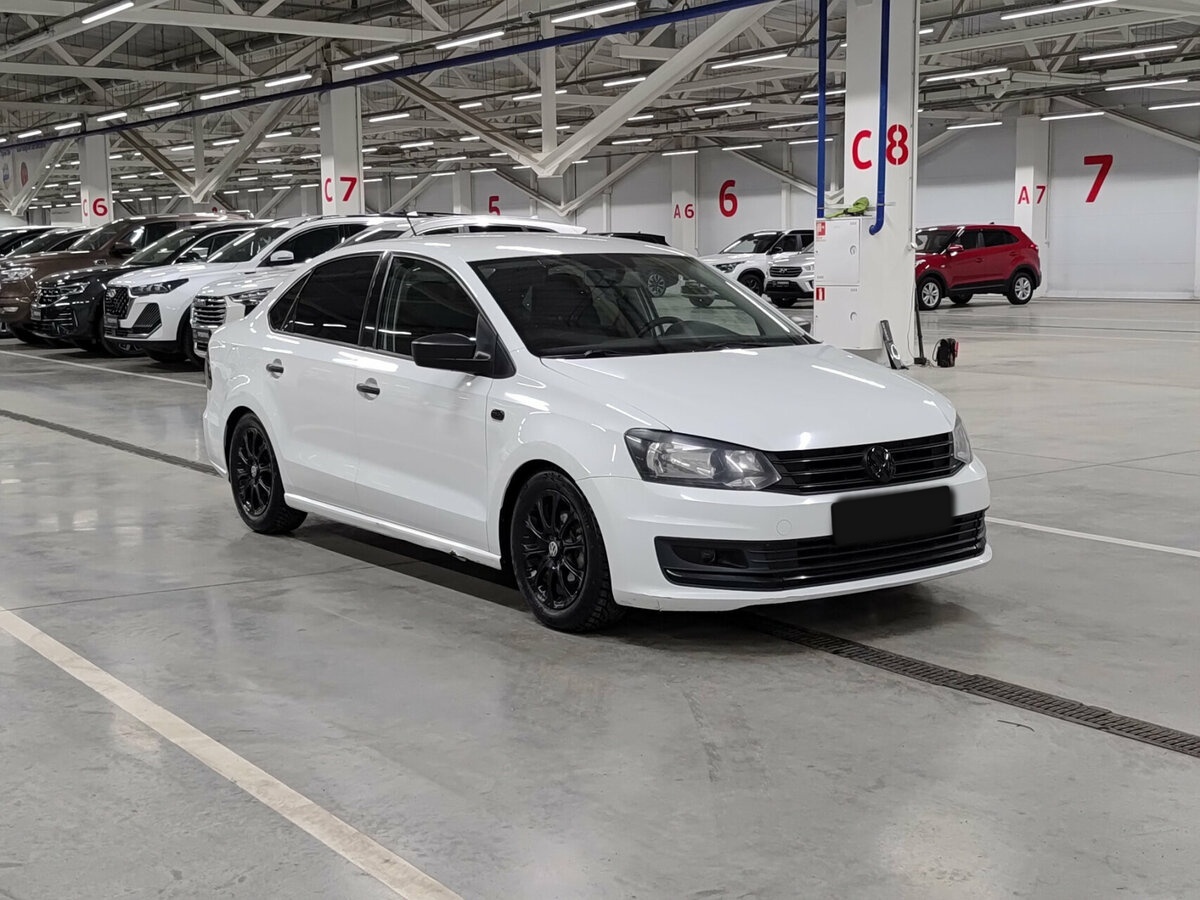 Volkswagen Polo V Рестайлинг, 2017 Фото №3