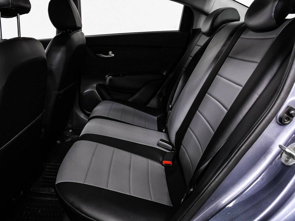 Kia Rio, 2017 Фото №13