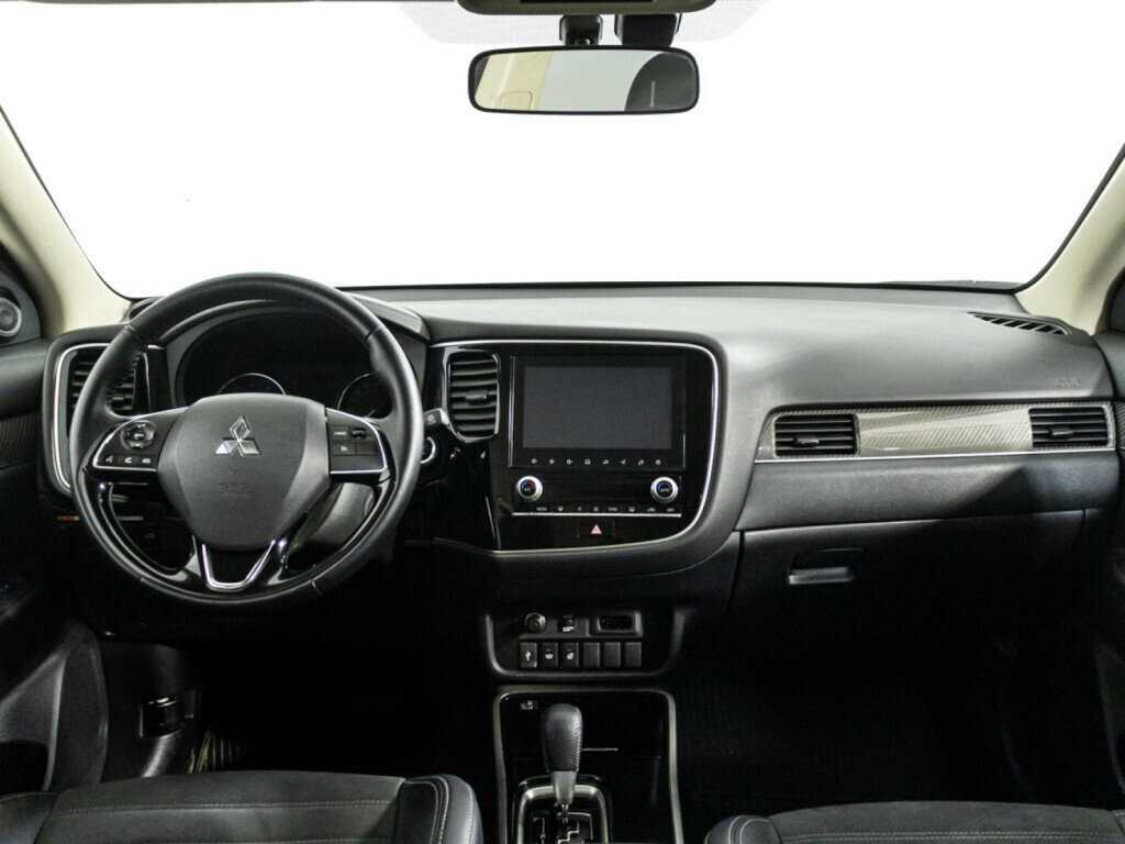 Mitsubishi Outlander, 2021 Фото №13
