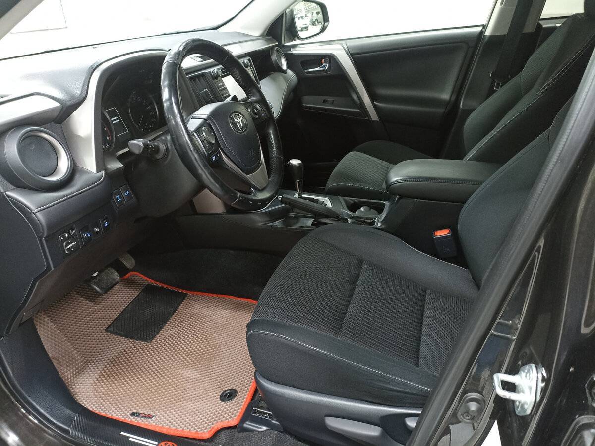 Toyota RAV4, 2016 Фото №16