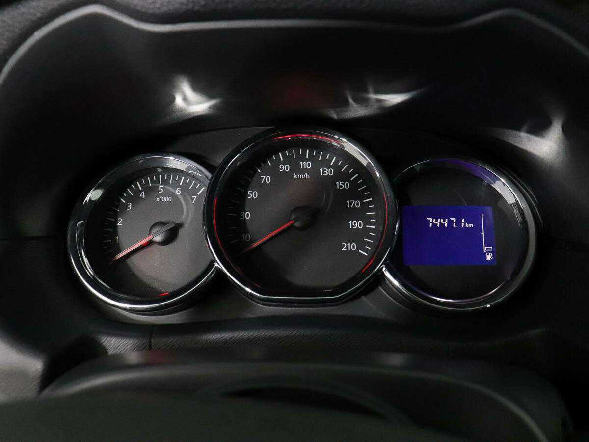 Nissan Terrano, 2016 Фото №10