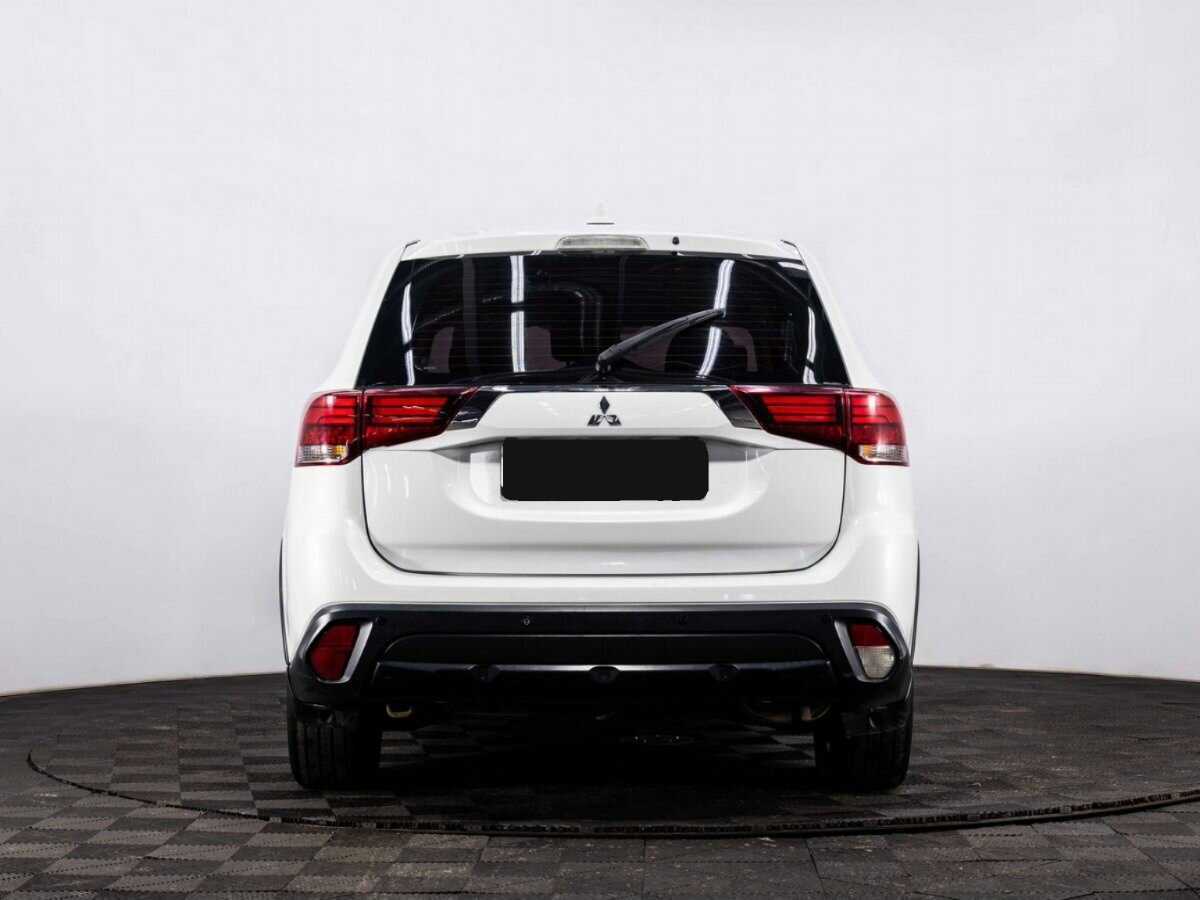 Mitsubishi Outlander, 2018 Фото №5