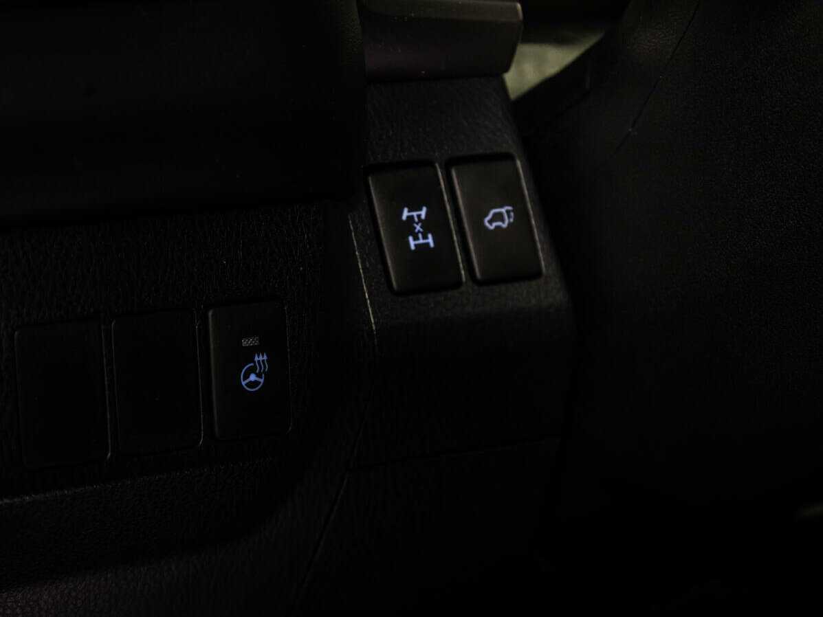 Toyota RAV4, 2015 Фото №16