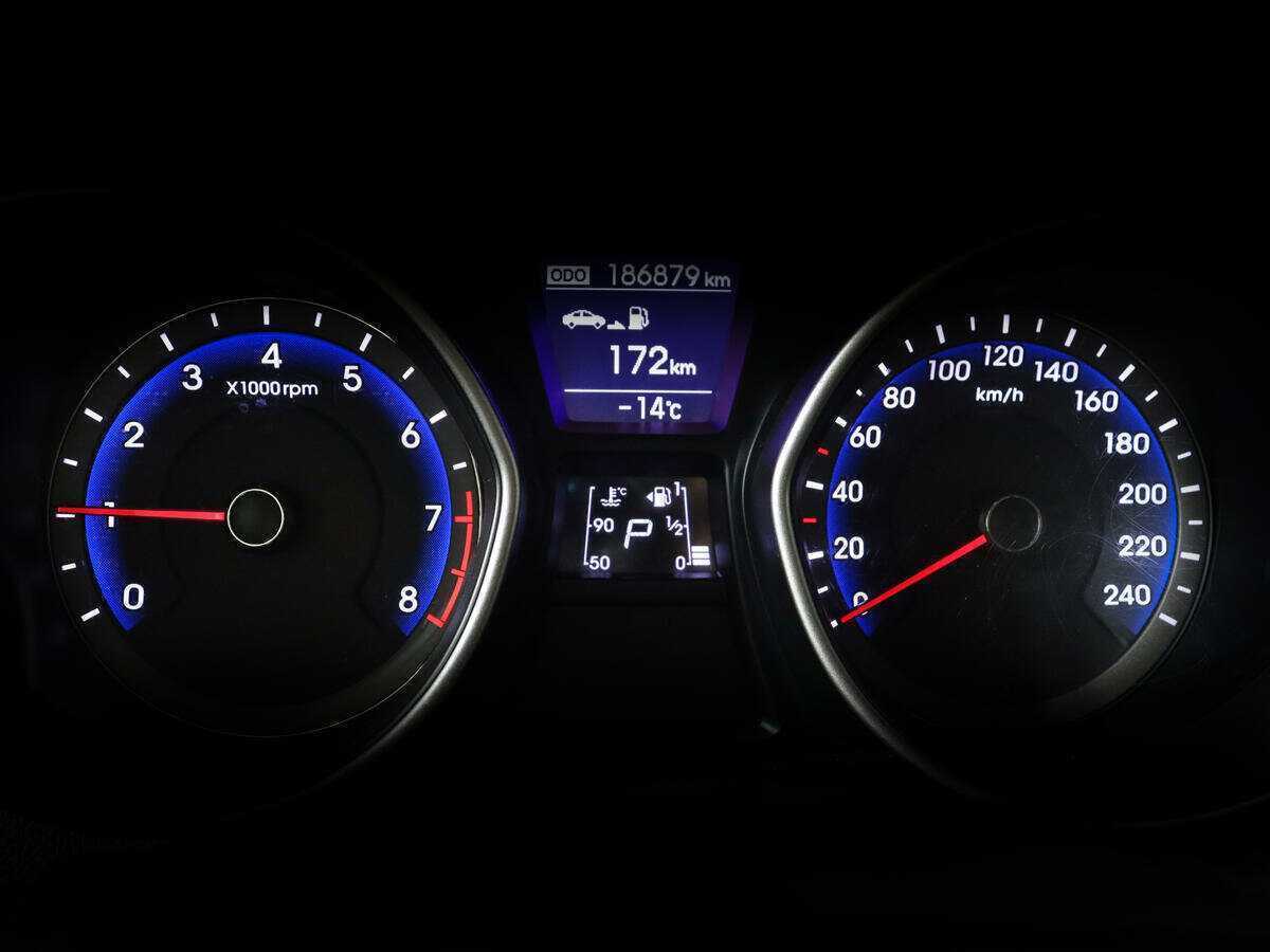 Hyundai i30, 2012 Фото №9