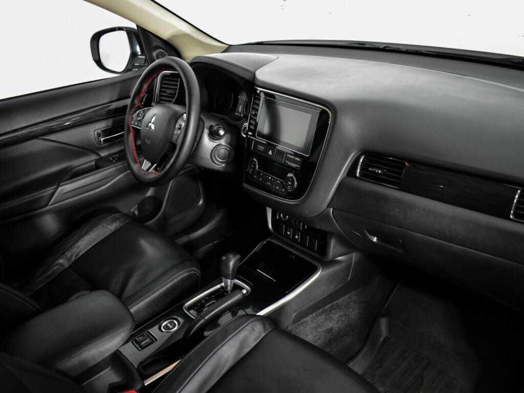 Mitsubishi Outlander, 2017 Фото №13