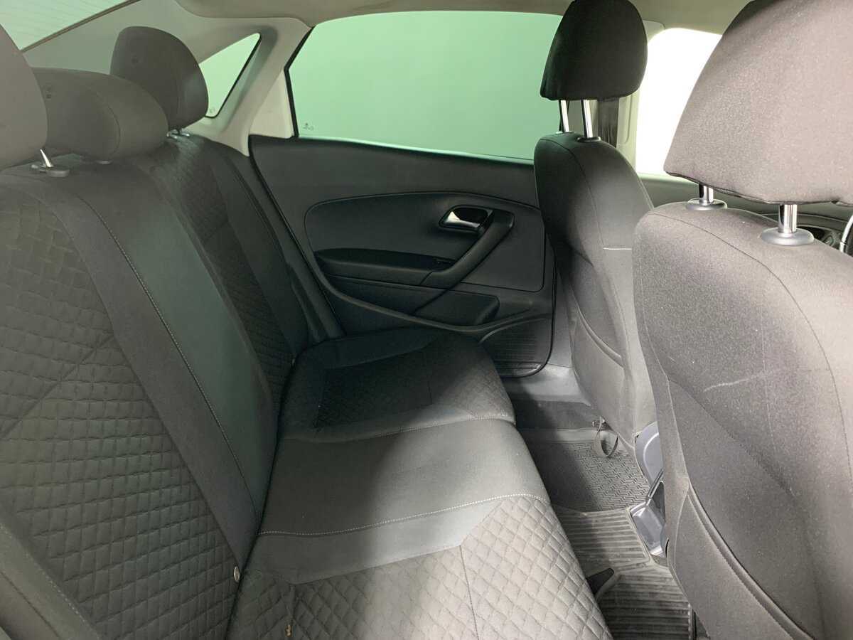 Volkswagen Polo, 2018 Фото №18