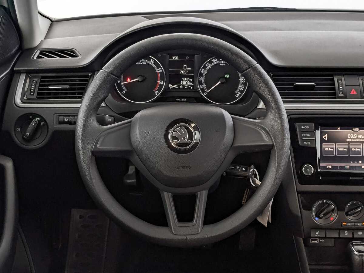 Skoda Rapid, 2018 Фото №18