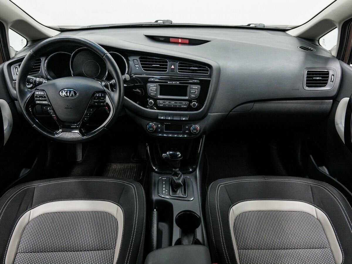 Kia Ceed, 2014 Фото №11