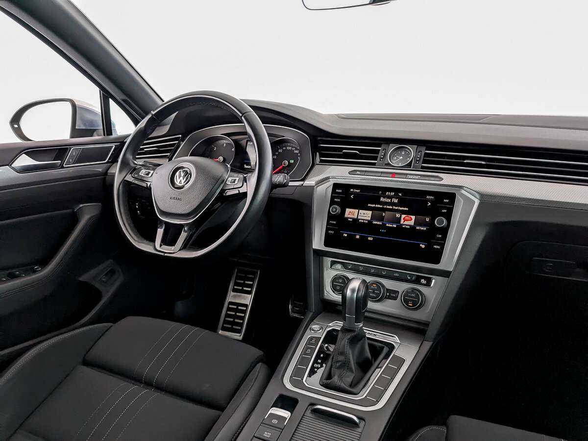 Volkswagen Passat Alltrack, 2018 Фото №29