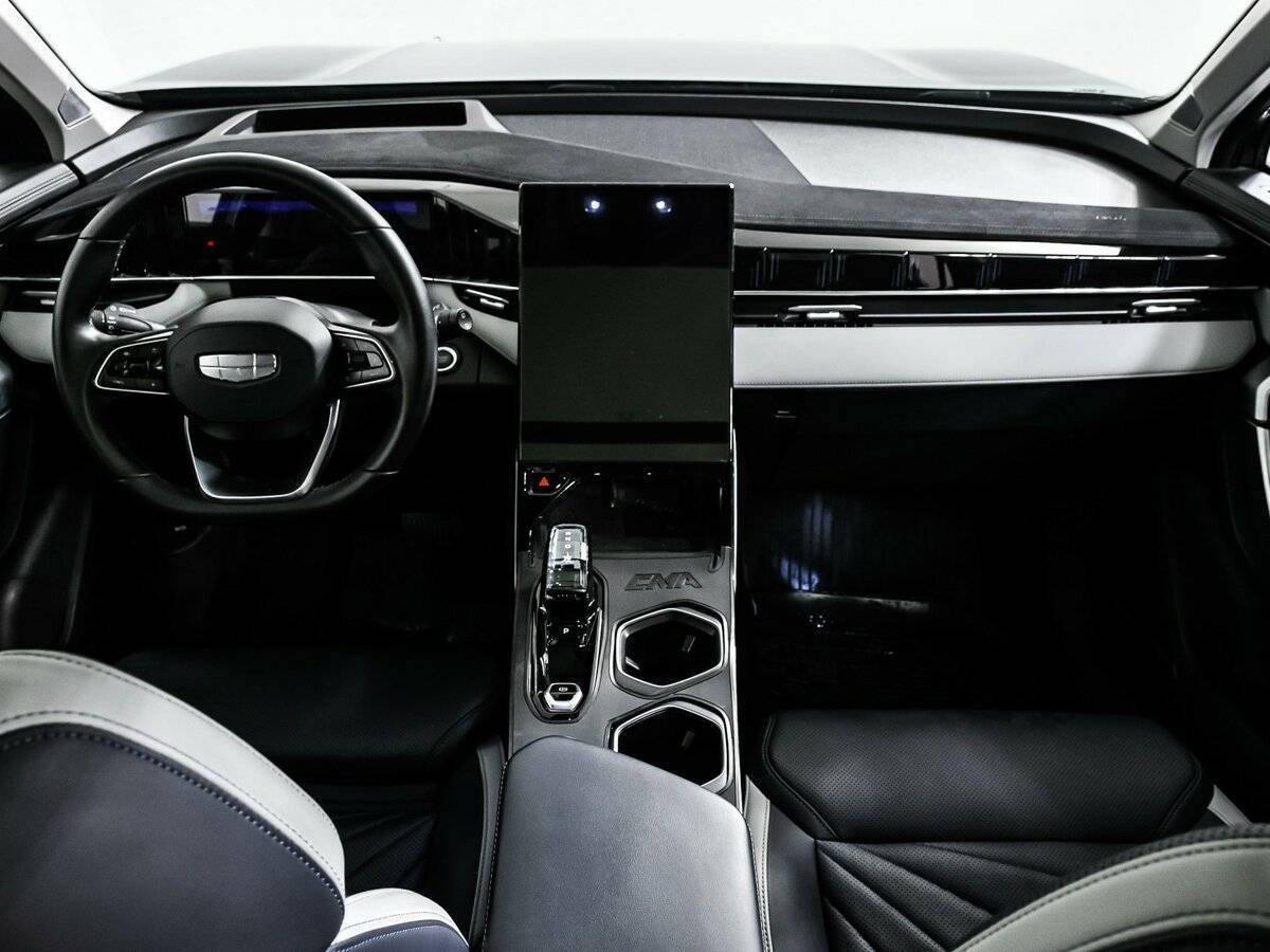 Geely Atlas, 2023 Фото №11