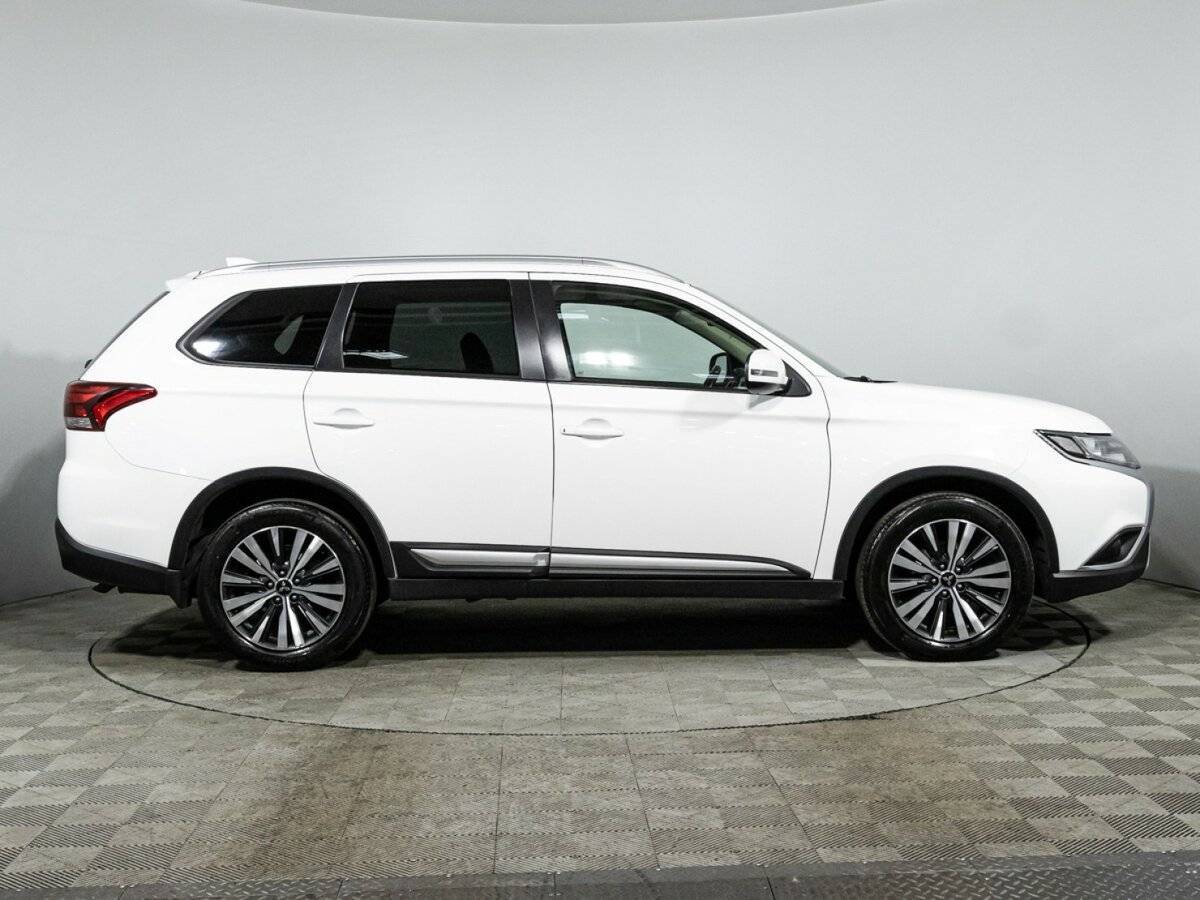 Mitsubishi Outlander, 2019 Фото №4