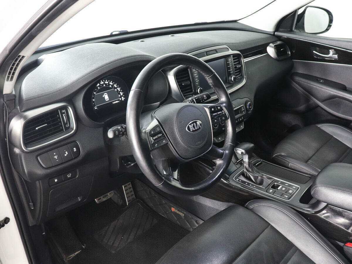 Kia Sorento, 2018 Фото №10