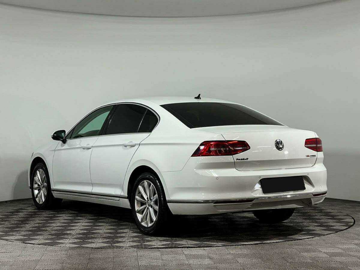 Volkswagen Passat, 2017 Фото №7