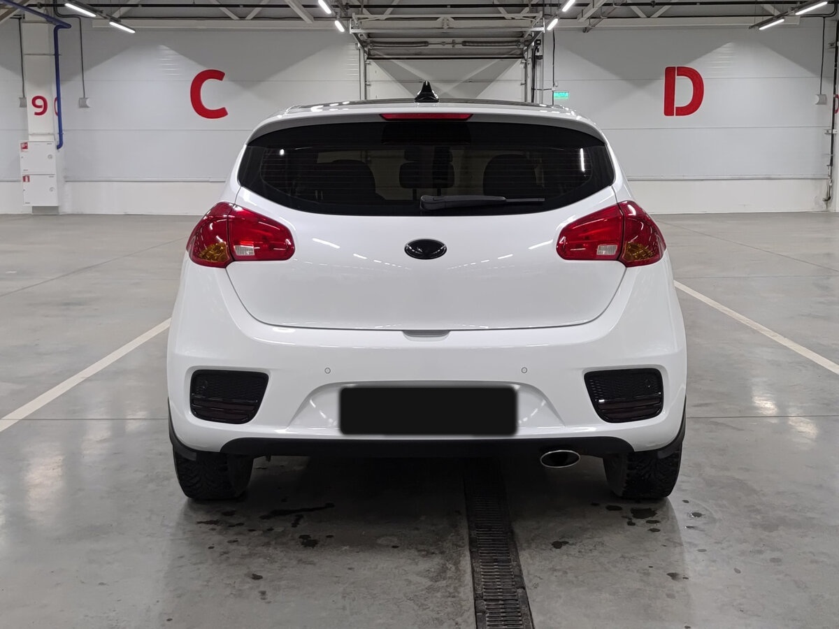 Kia Ceed II Рестайлинг, 2018 Фото №6