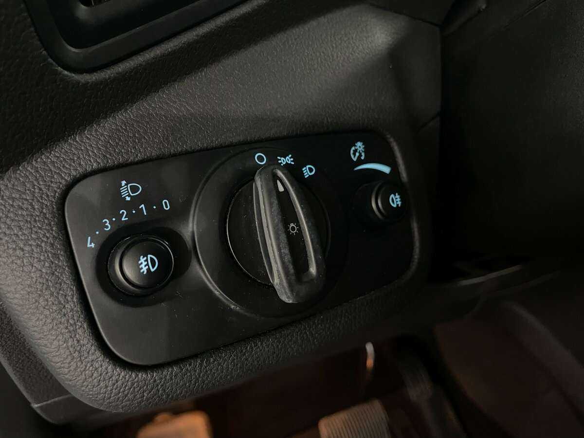 Ford Kuga, 2017 Фото №14