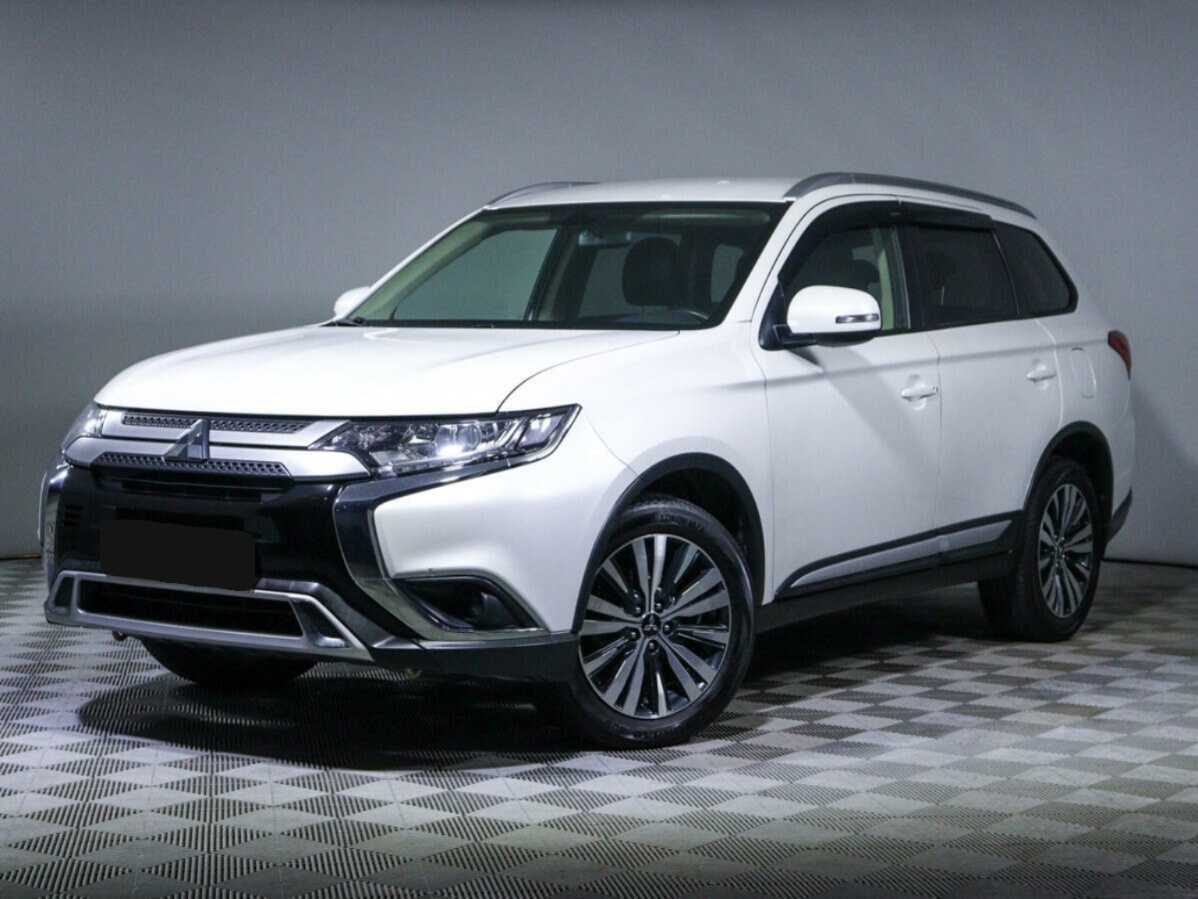 Mitsubishi Outlander, 2018 Фото №1