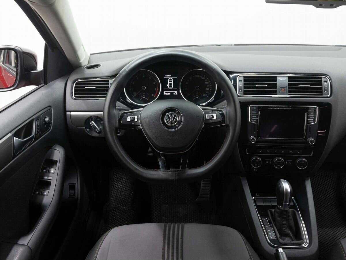 Volkswagen Jetta, 2016 Фото №14
