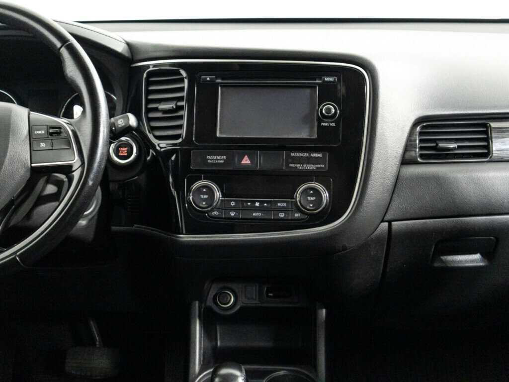 Mitsubishi Outlander, 2016 Фото №14