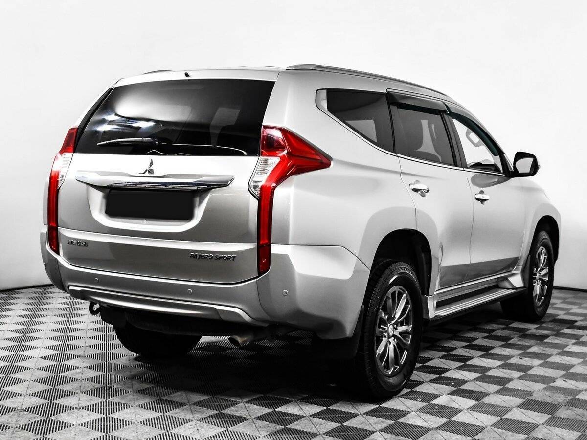 Mitsubishi Pajero Sport, 2017 Фото №5