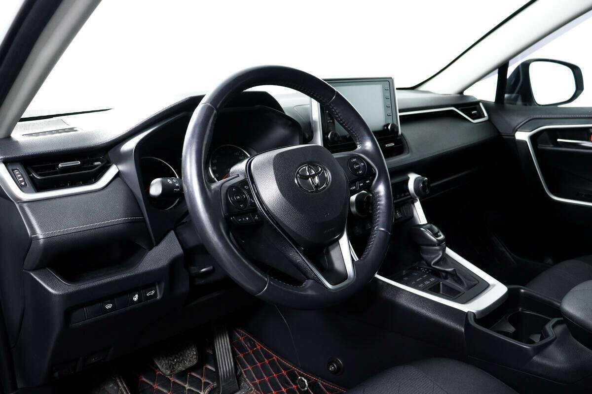 Toyota RAV4, 2020 Фото №13